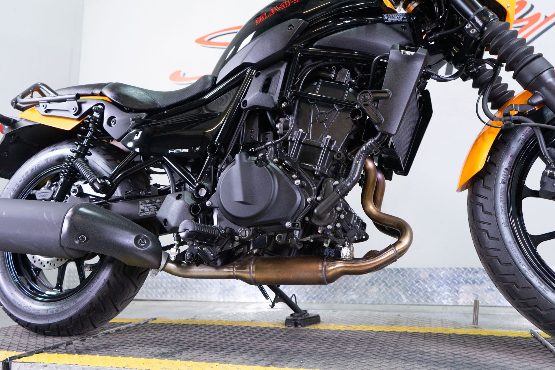 2024 Kawasaki Eliminator SE ABS in Sacramento, California - Photo 10