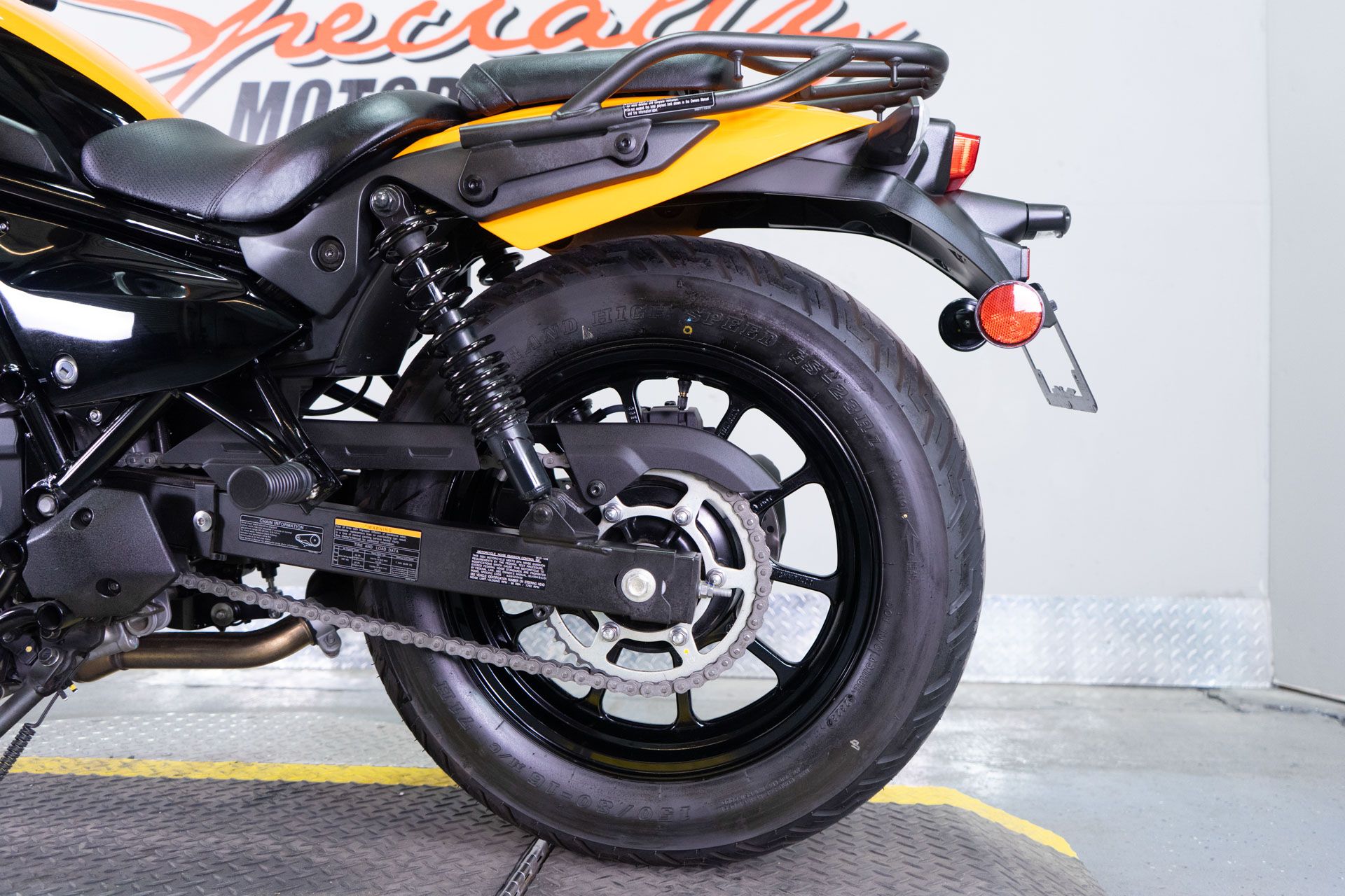 2024 Kawasaki Eliminator SE ABS in Sacramento, California - Photo 11