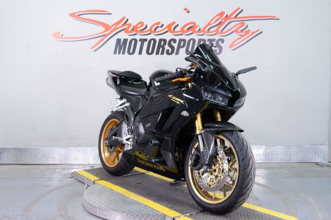 2021 Honda CBR600RR in Sacramento, California - Photo 2