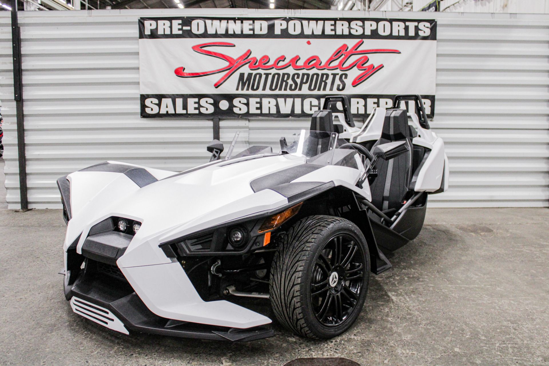 2016 Polaris Slingshot SL LE in Sacramento, California - Photo 1