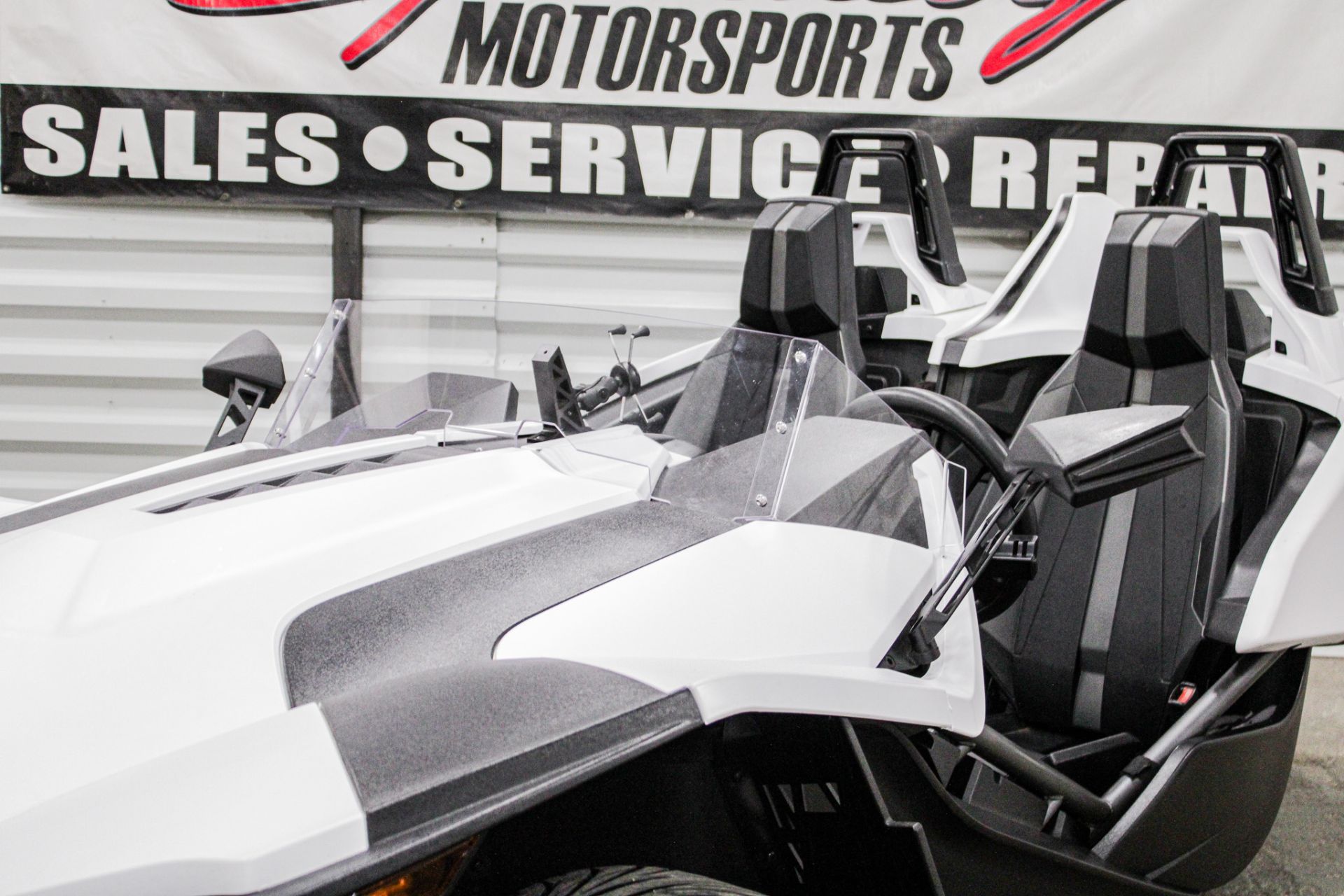 2016 Polaris Slingshot SL LE in Sacramento, California - Photo 3