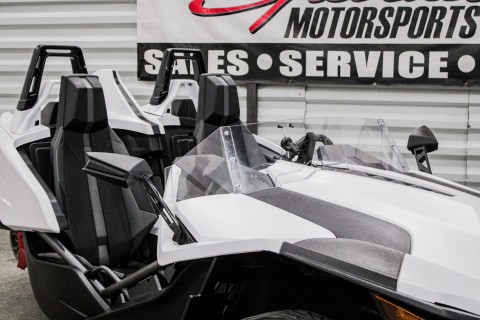 2016 Polaris Slingshot SL LE in Sacramento, California - Photo 9