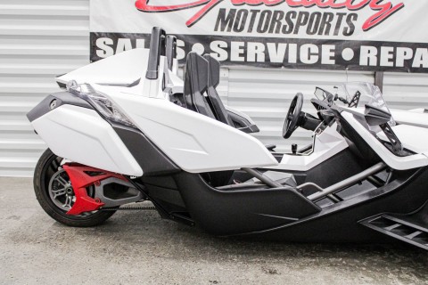 2016 Polaris Slingshot SL LE in Sacramento, California - Photo 12