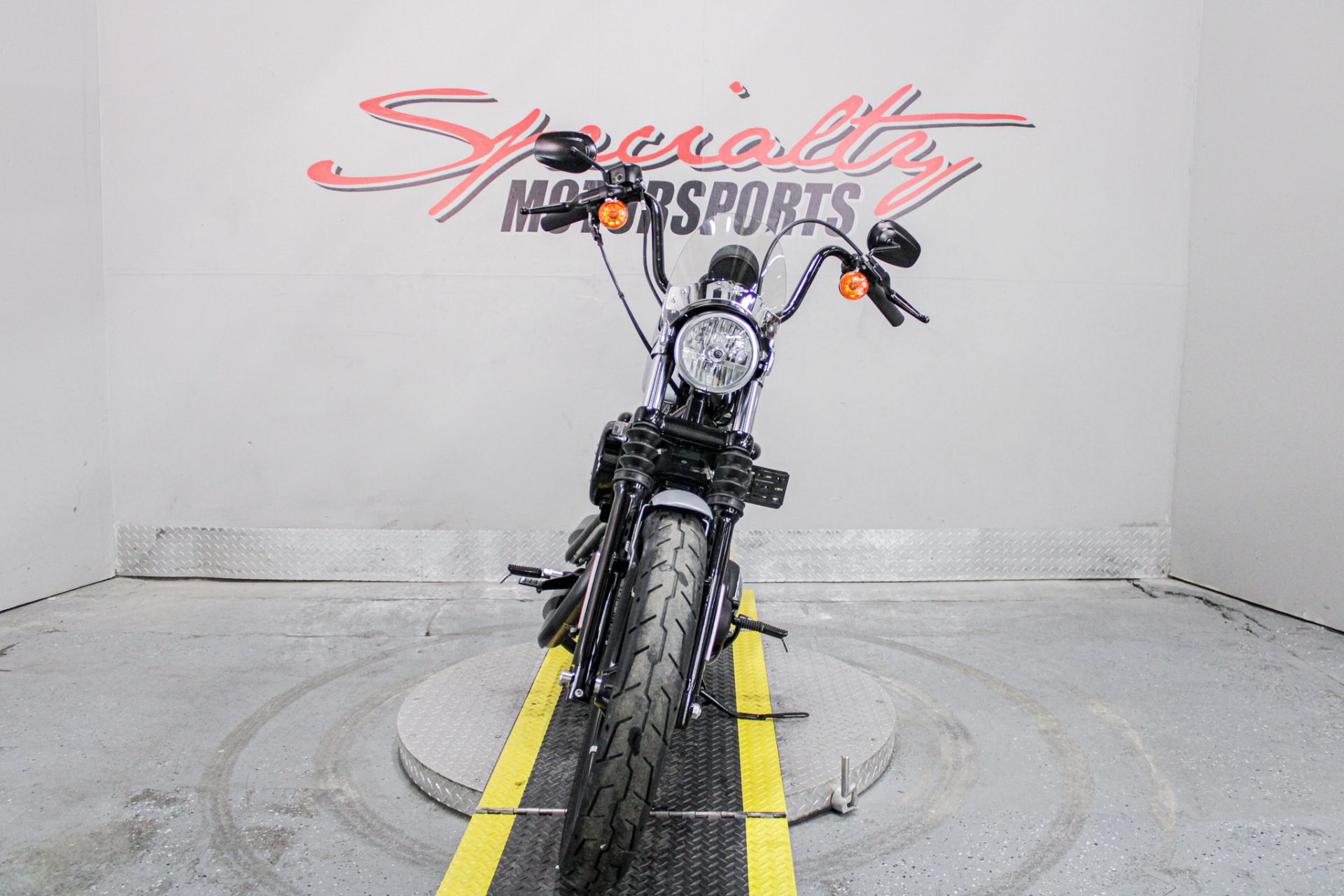 Front View - Photo 12