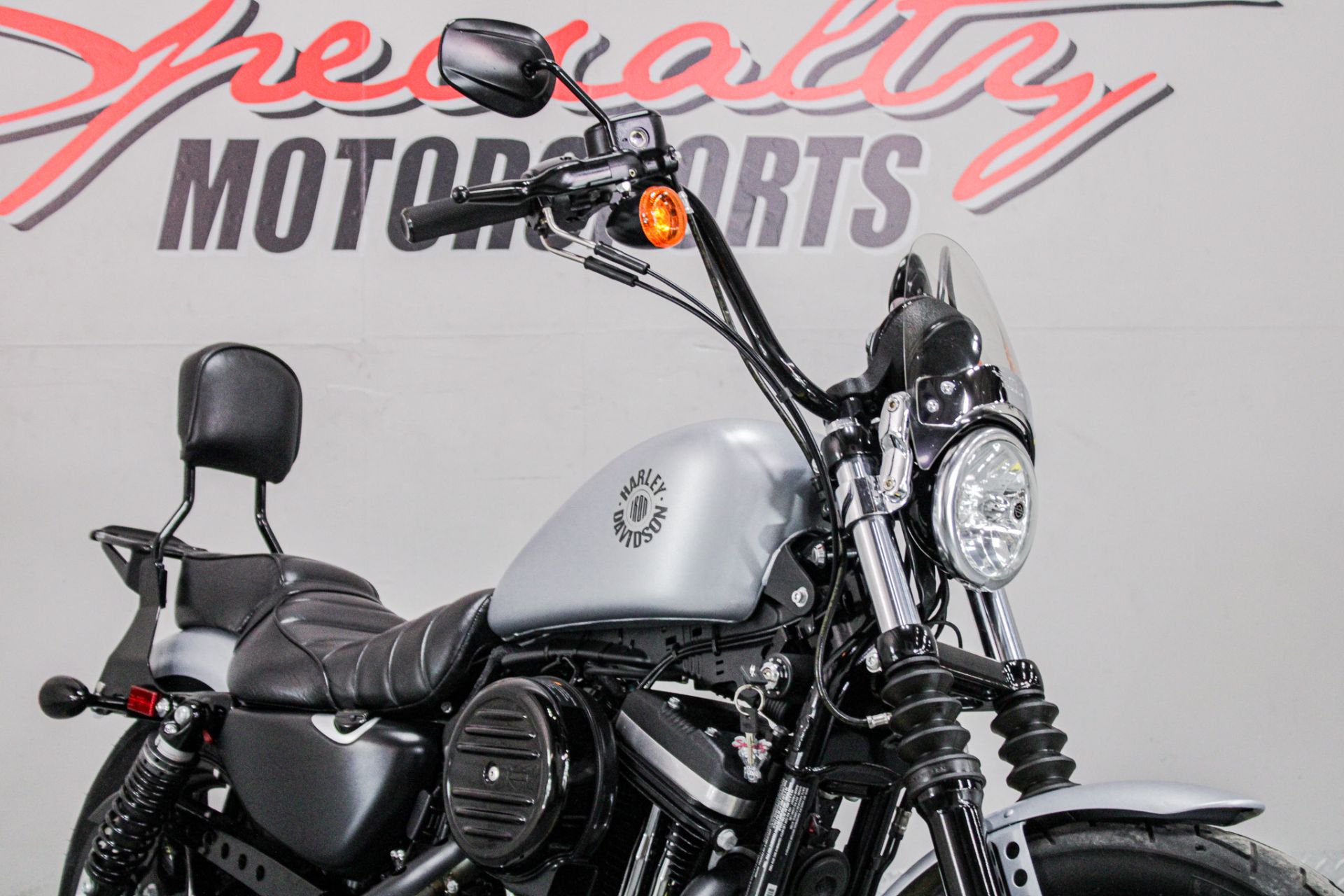 Front Right Zoomed In - Photo 14