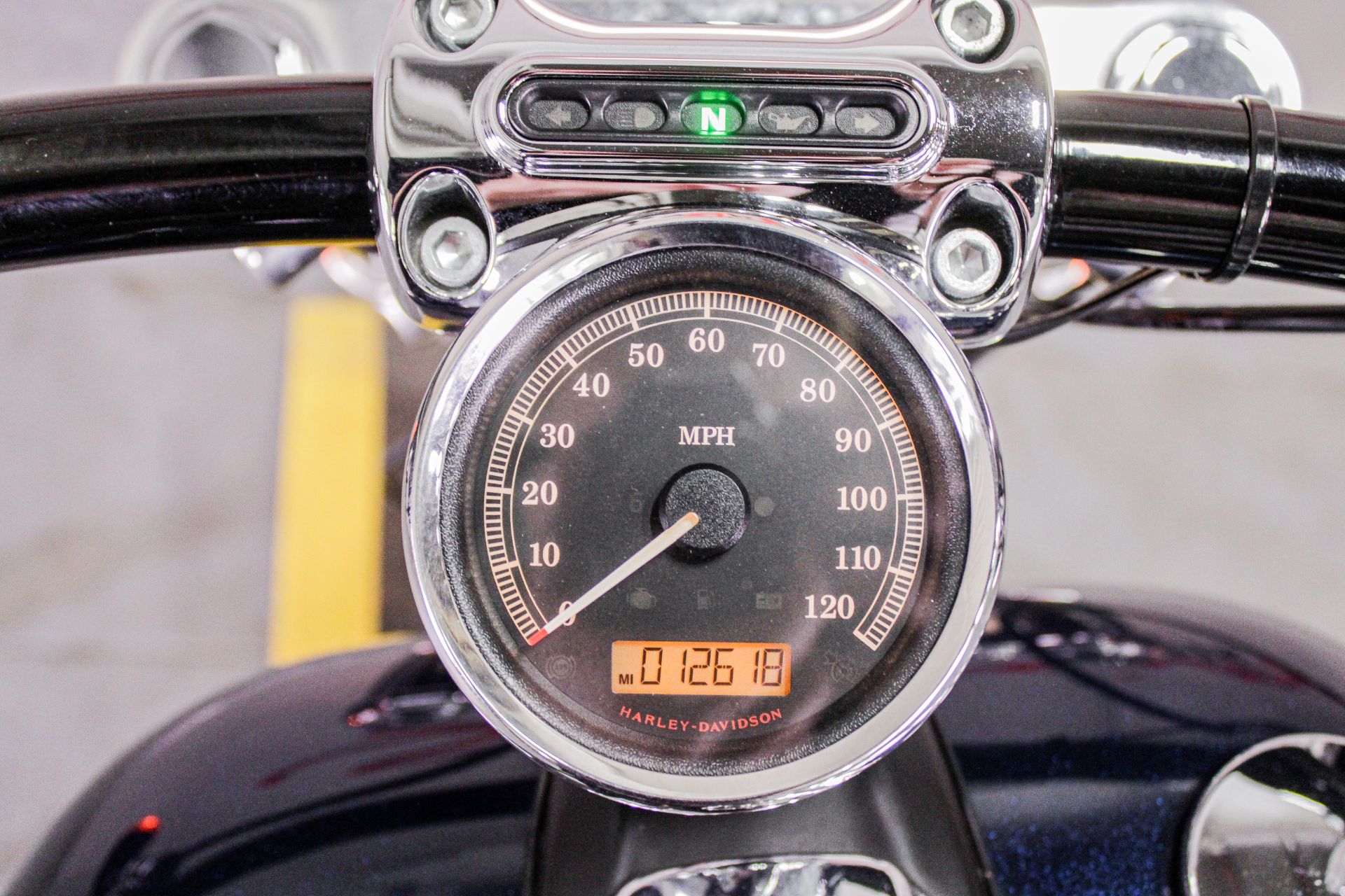 2013 Harley-Davidson Softail® Breakout® in Sacramento, California - Photo 17