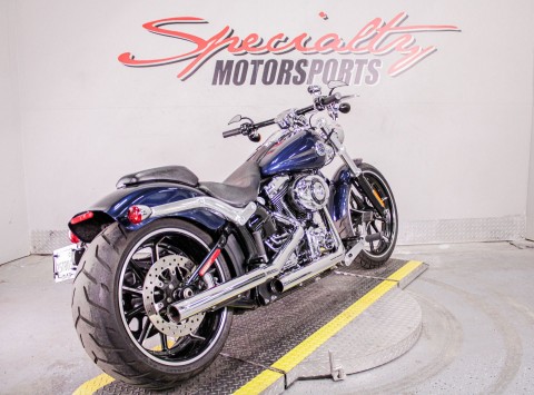 2013 Harley-Davidson Softail® Breakout® in Sacramento, California - Photo 5