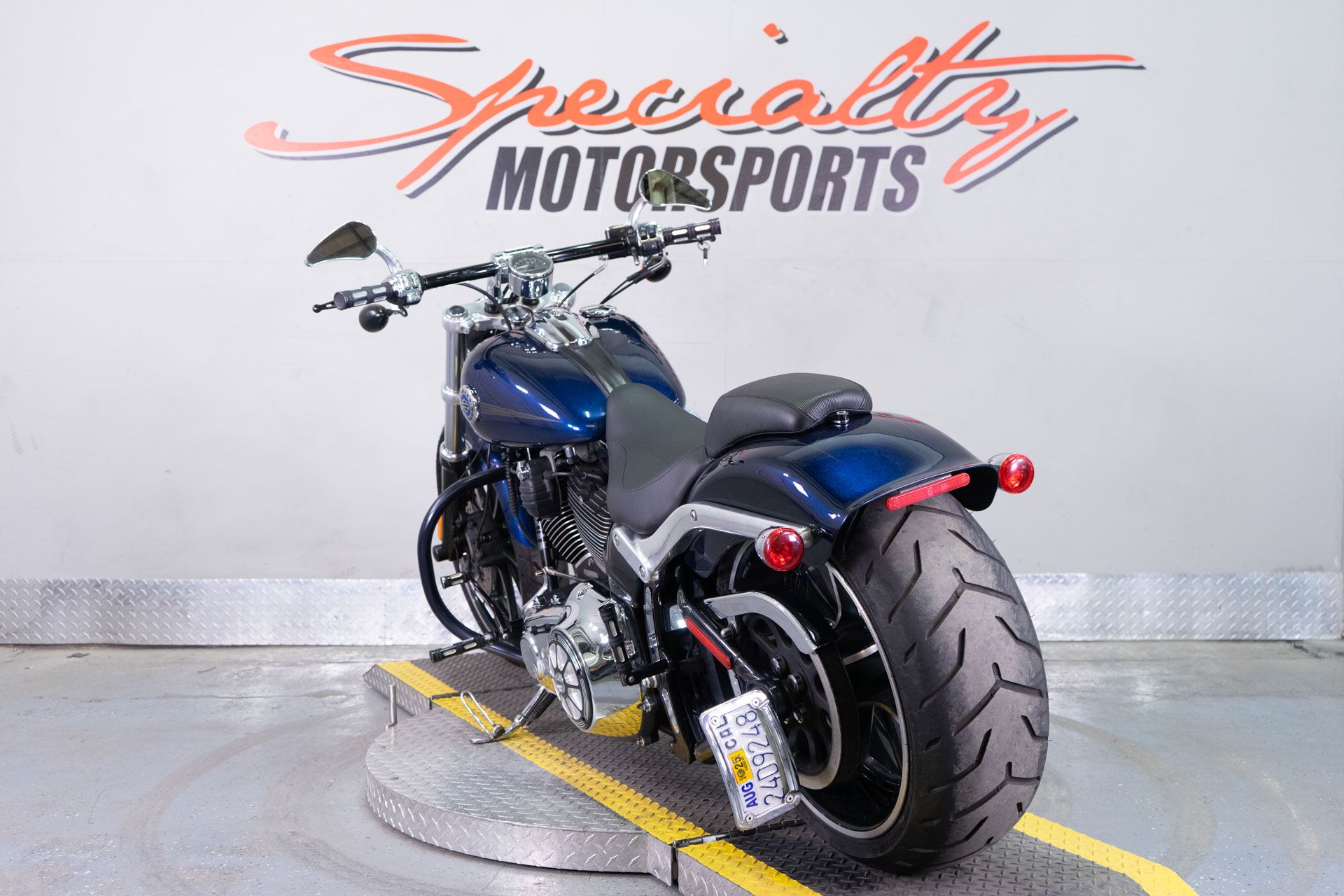 2013 Harley-Davidson Softail® Breakout® in Sacramento, California - Photo 5