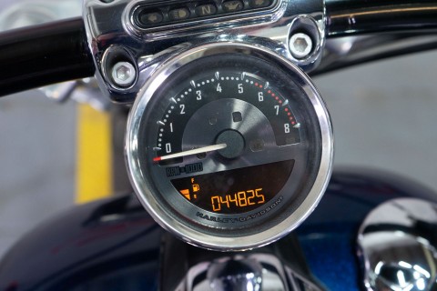 2013 Harley-Davidson Softail® Breakout® in Sacramento, California - Photo 16