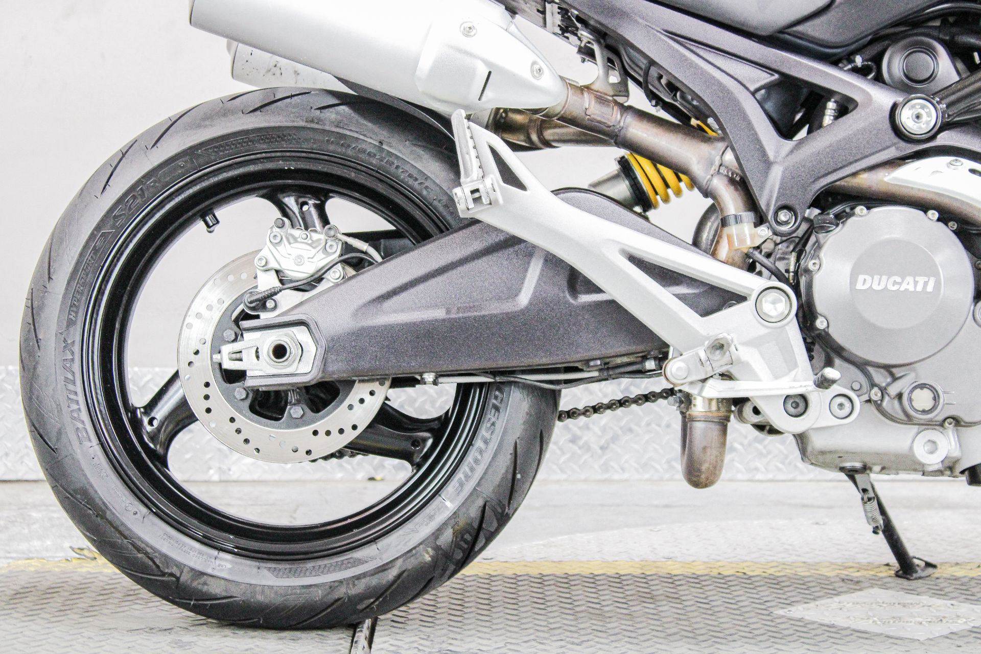 2009 Ducati Monster 696 in Sacramento, California - Photo 4