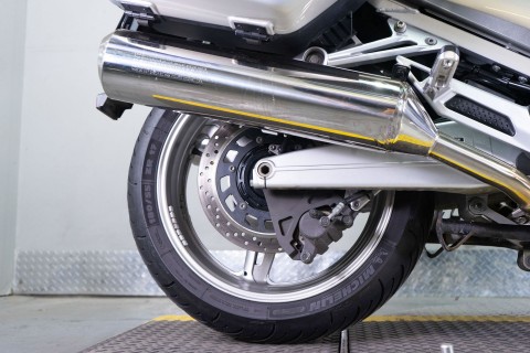 2010 Yamaha FJR1300A in Sacramento, California - Photo 8