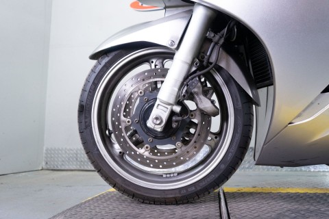 2010 Yamaha FJR1300A in Sacramento, California - Photo 10