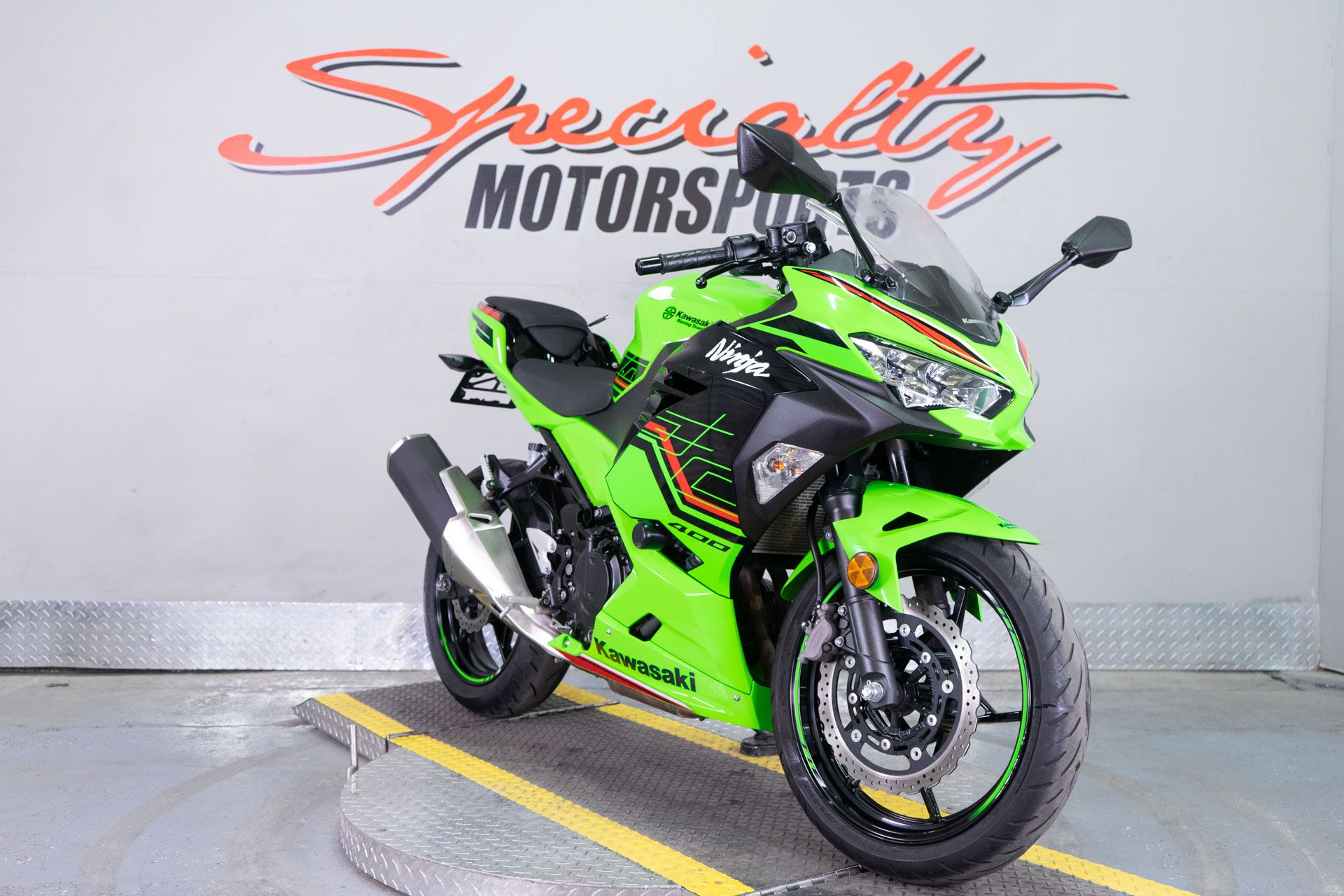 2023 Kawasaki Ninja 400 ABS KRT Edition in Sacramento, California - Photo 2