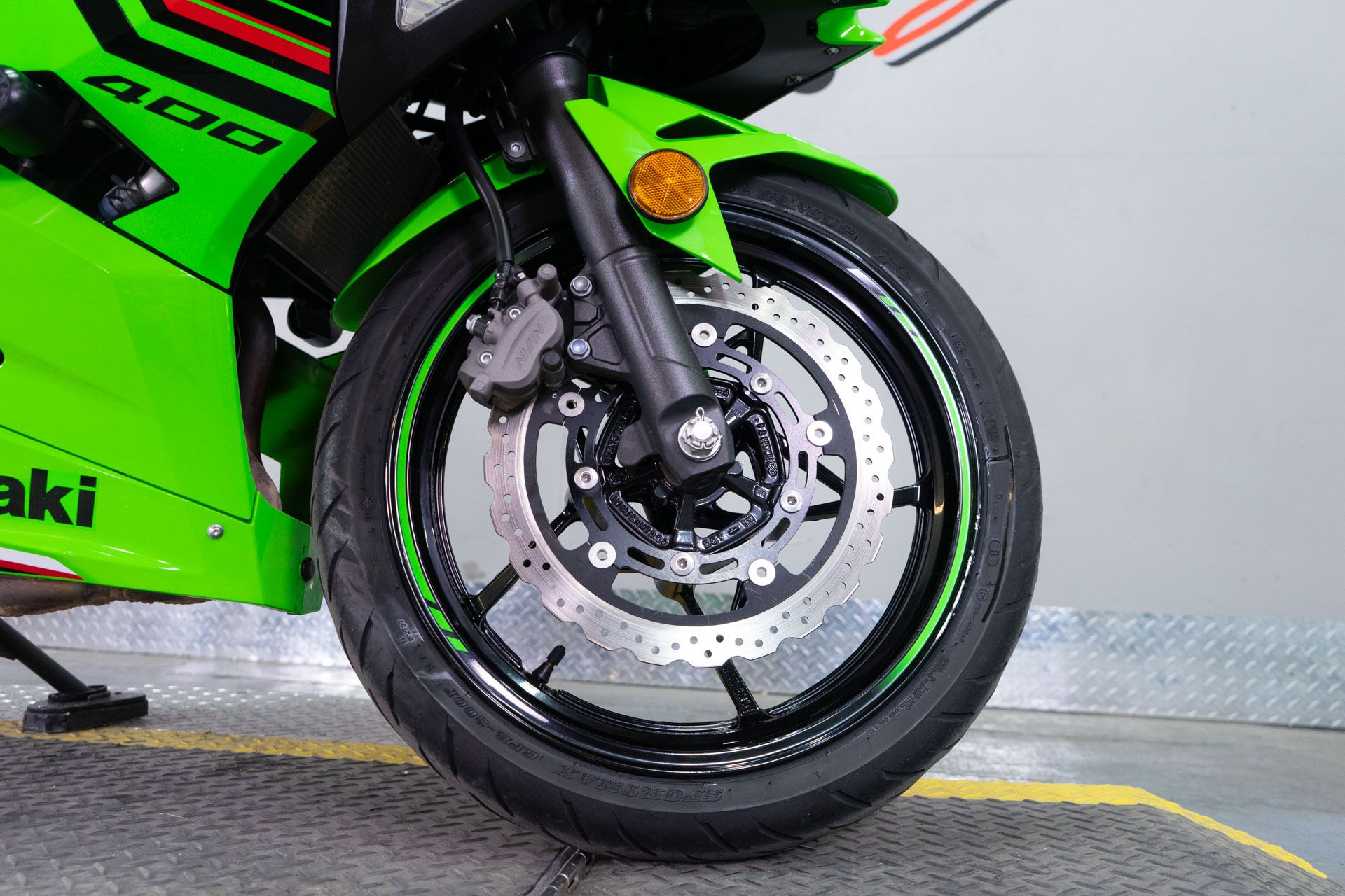 2023 Kawasaki Ninja 400 ABS KRT Edition in Sacramento, California - Photo 7