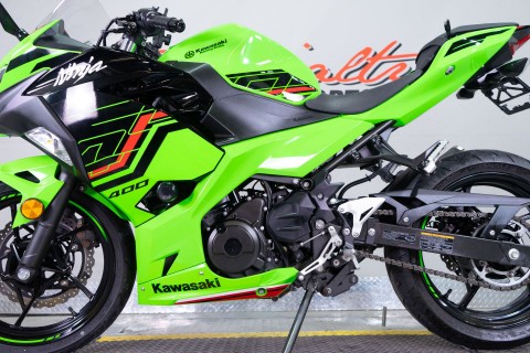 2023 Kawasaki Ninja 400 ABS KRT Edition in Sacramento, California - Photo 12