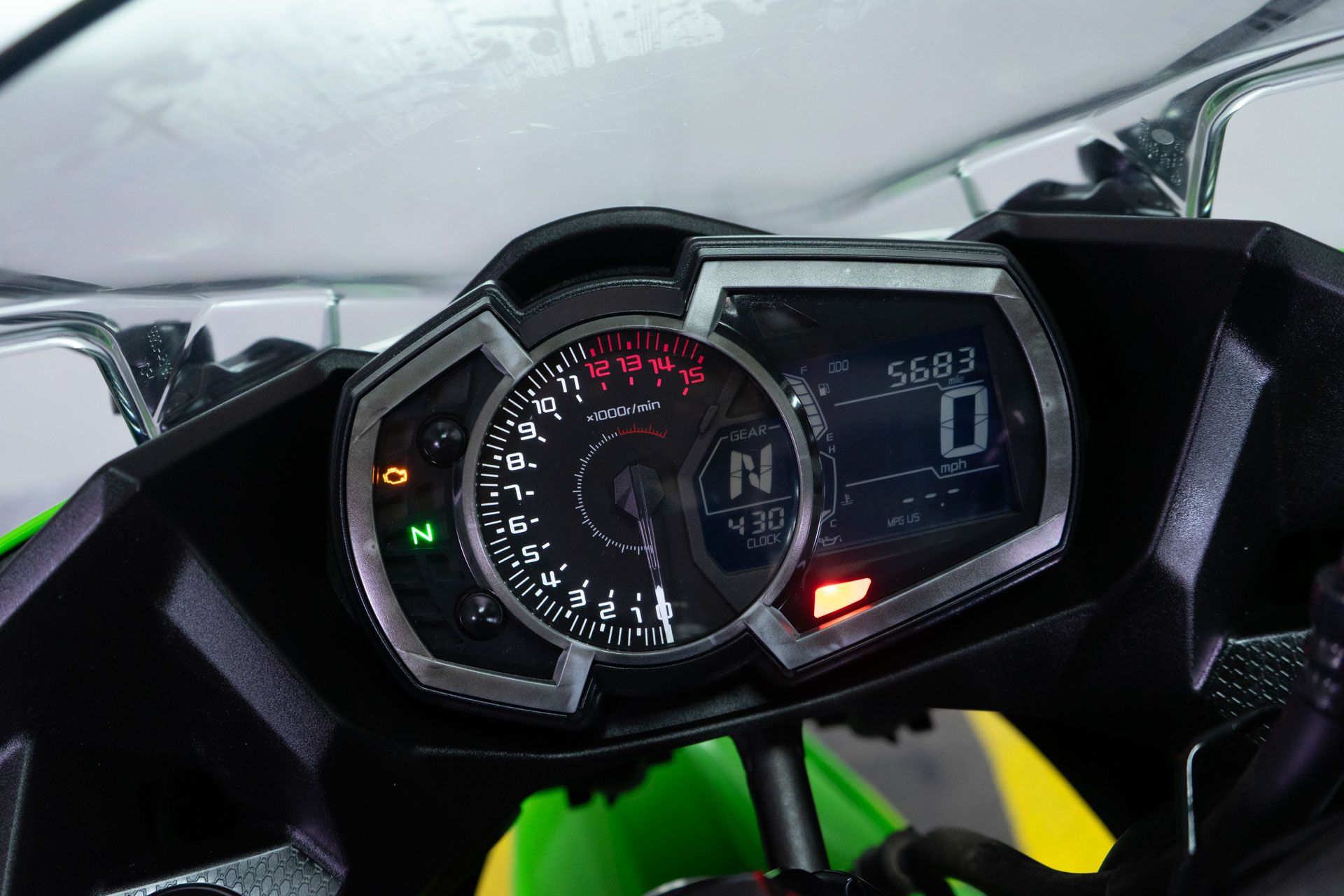 2023 Kawasaki Ninja 400 ABS KRT Edition in Sacramento, California - Photo 18