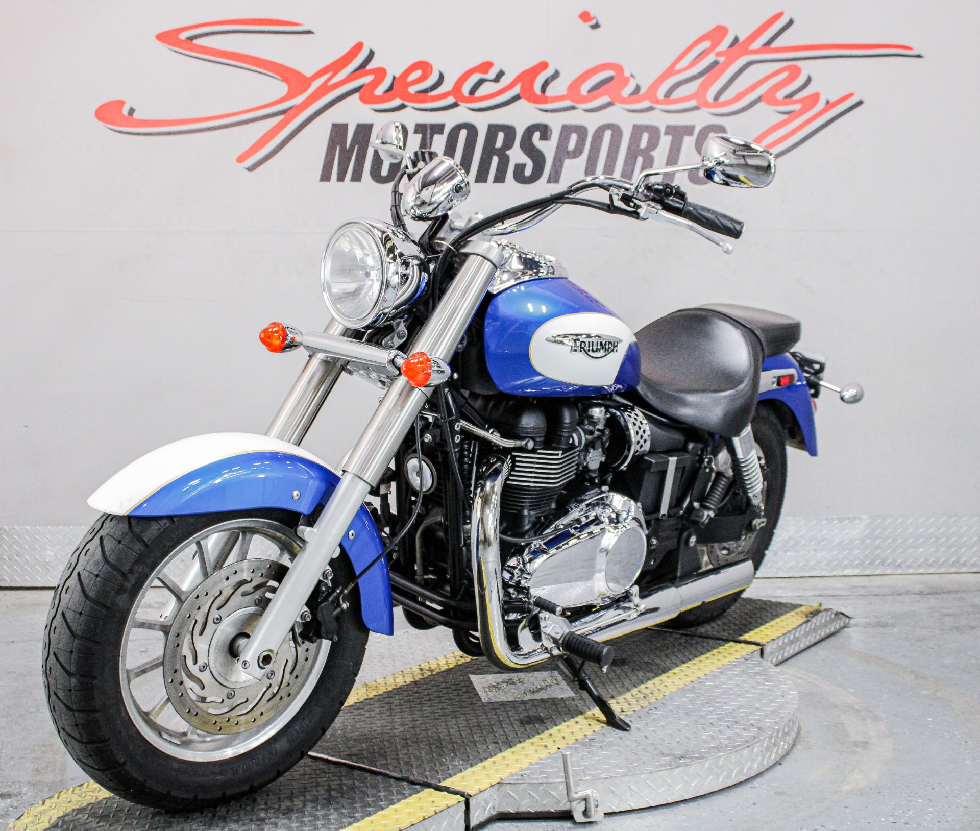 2012 Triumph America in Sacramento, California - Photo 10