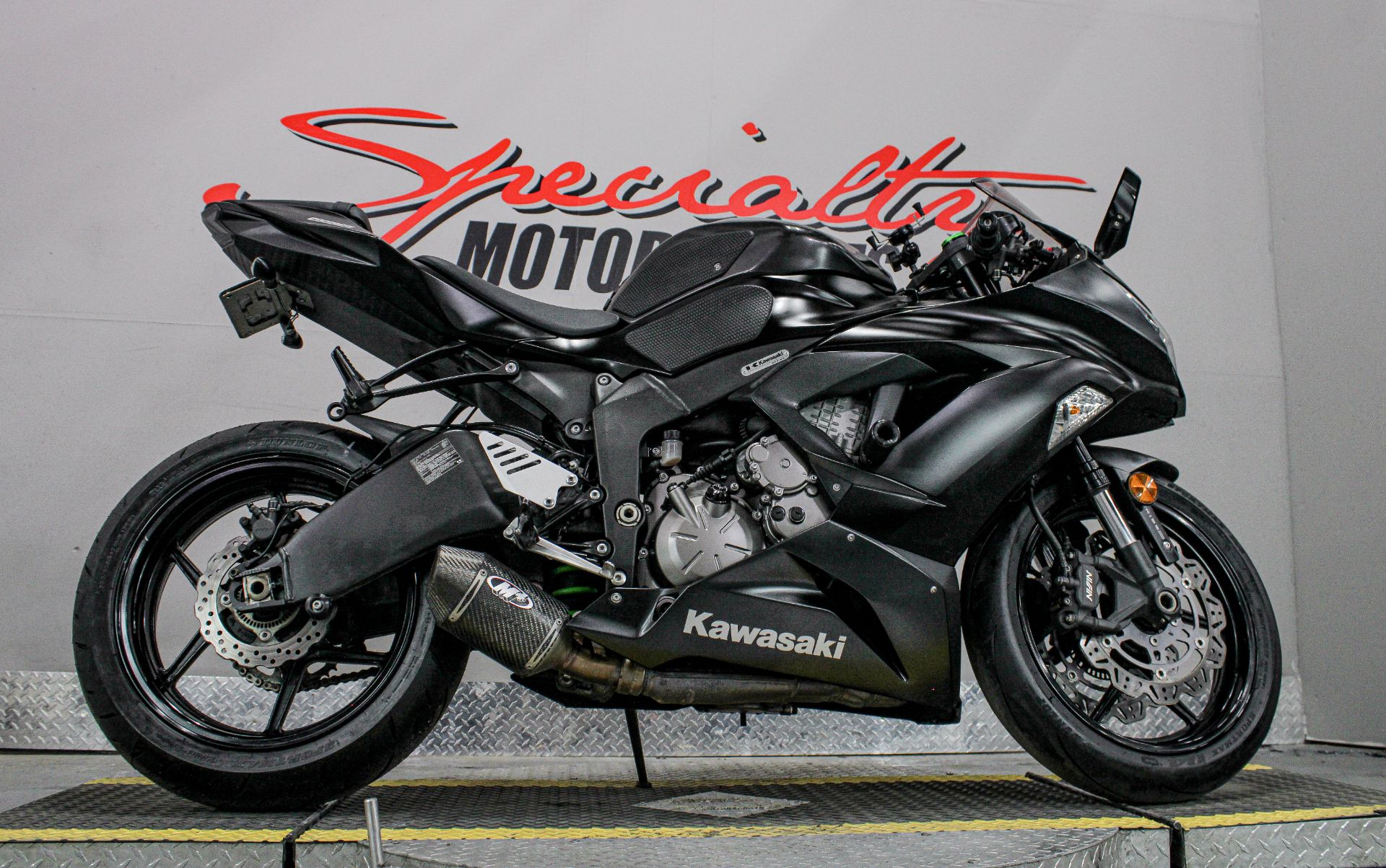 ぐらぐら 2025 Kawasaki Ninja ZX-6R KRT Edition Motorcycles Brunswick
