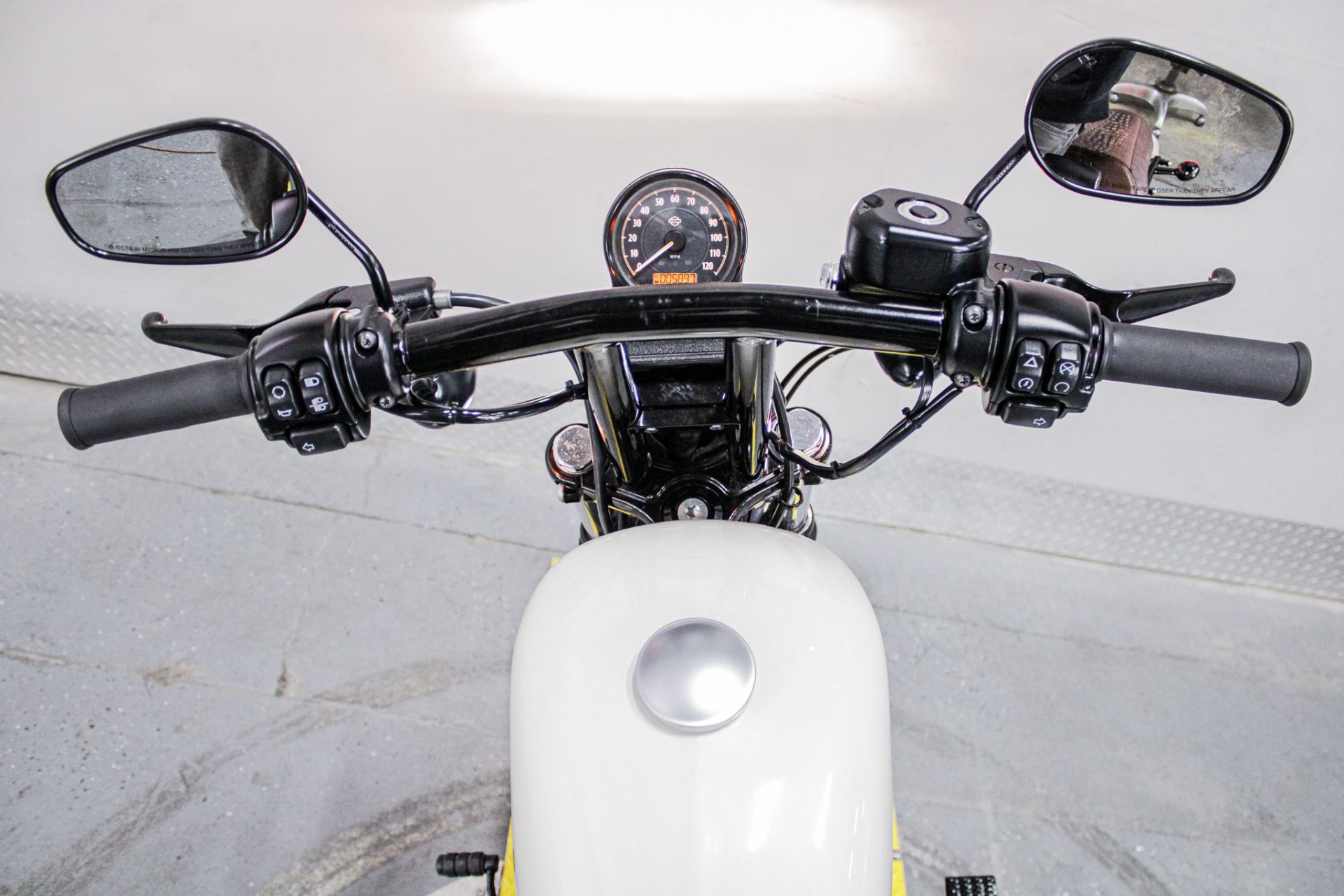 Dashboard - Photo 16