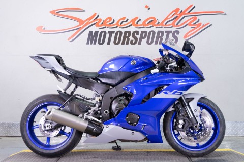 2020 Yamaha YZF-R6 in Sacramento, California - Photo 1