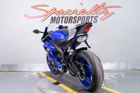 2020 Yamaha YZF-R6 in Sacramento, California - Photo 5