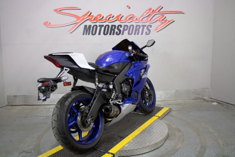 2020 Yamaha YZF-R6 in Sacramento, California - Photo 5