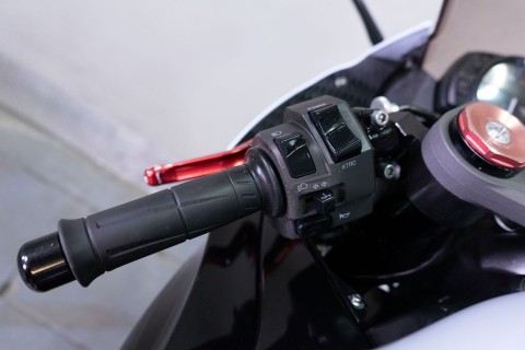 2013 Kawasaki Ninja® ZX™-6R in Sacramento, California - Photo 13