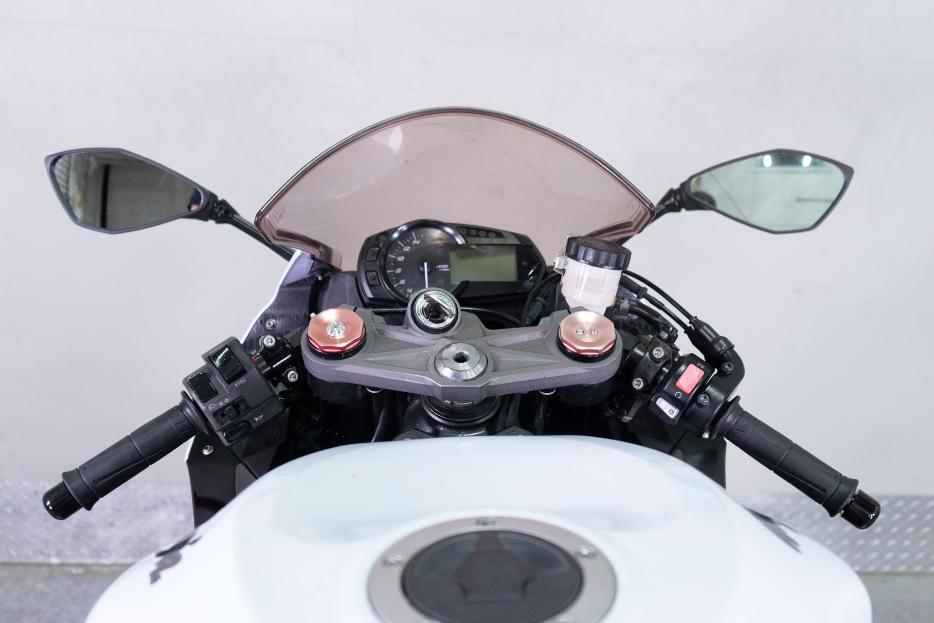 2013 Kawasaki Ninja® ZX™-6R in Sacramento, California - Photo 15