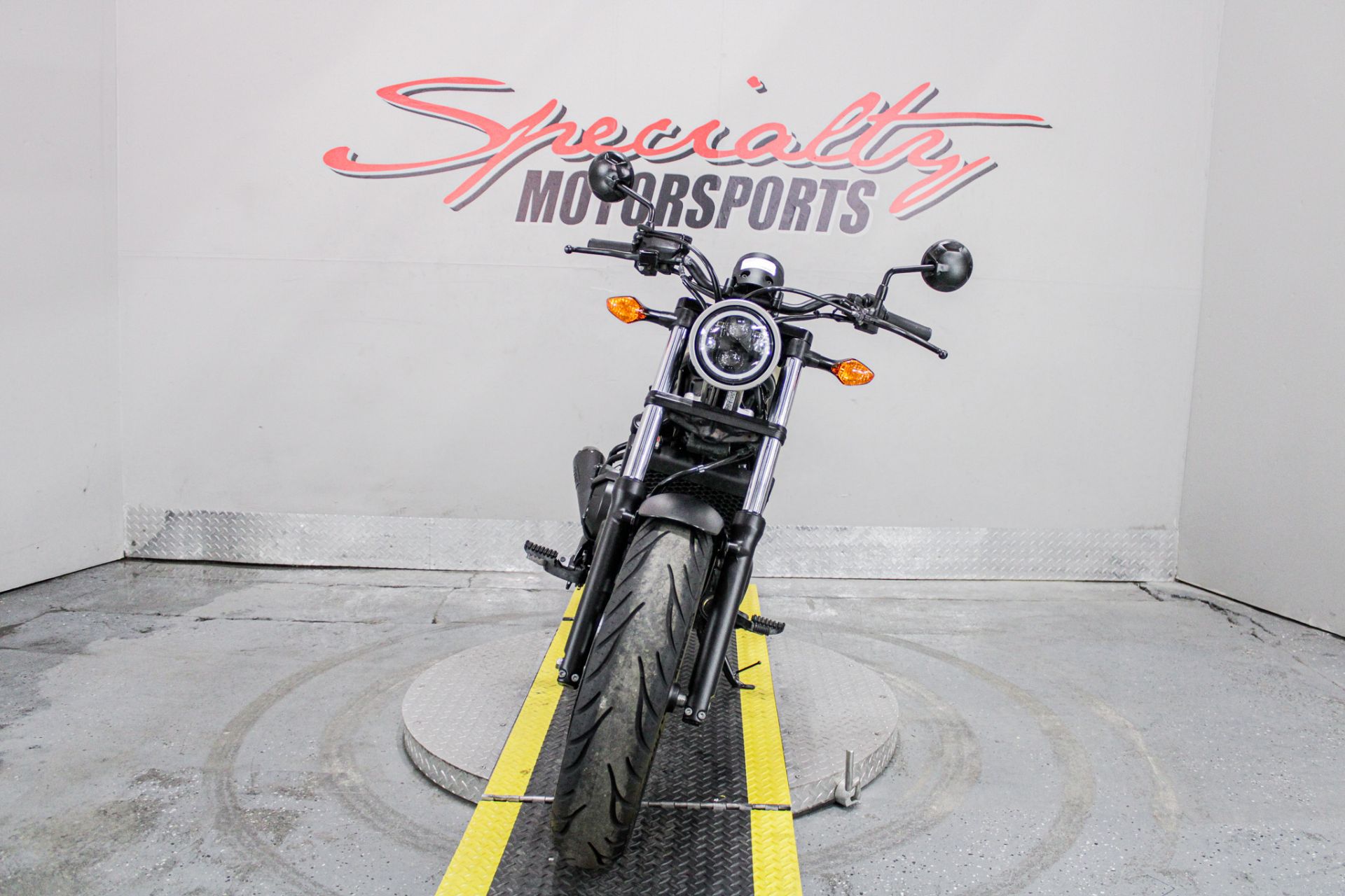 Front View - Photo 12