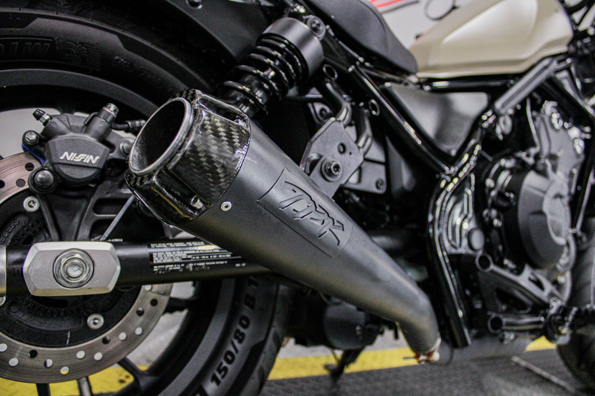 Modified Exhaust - Photo 16