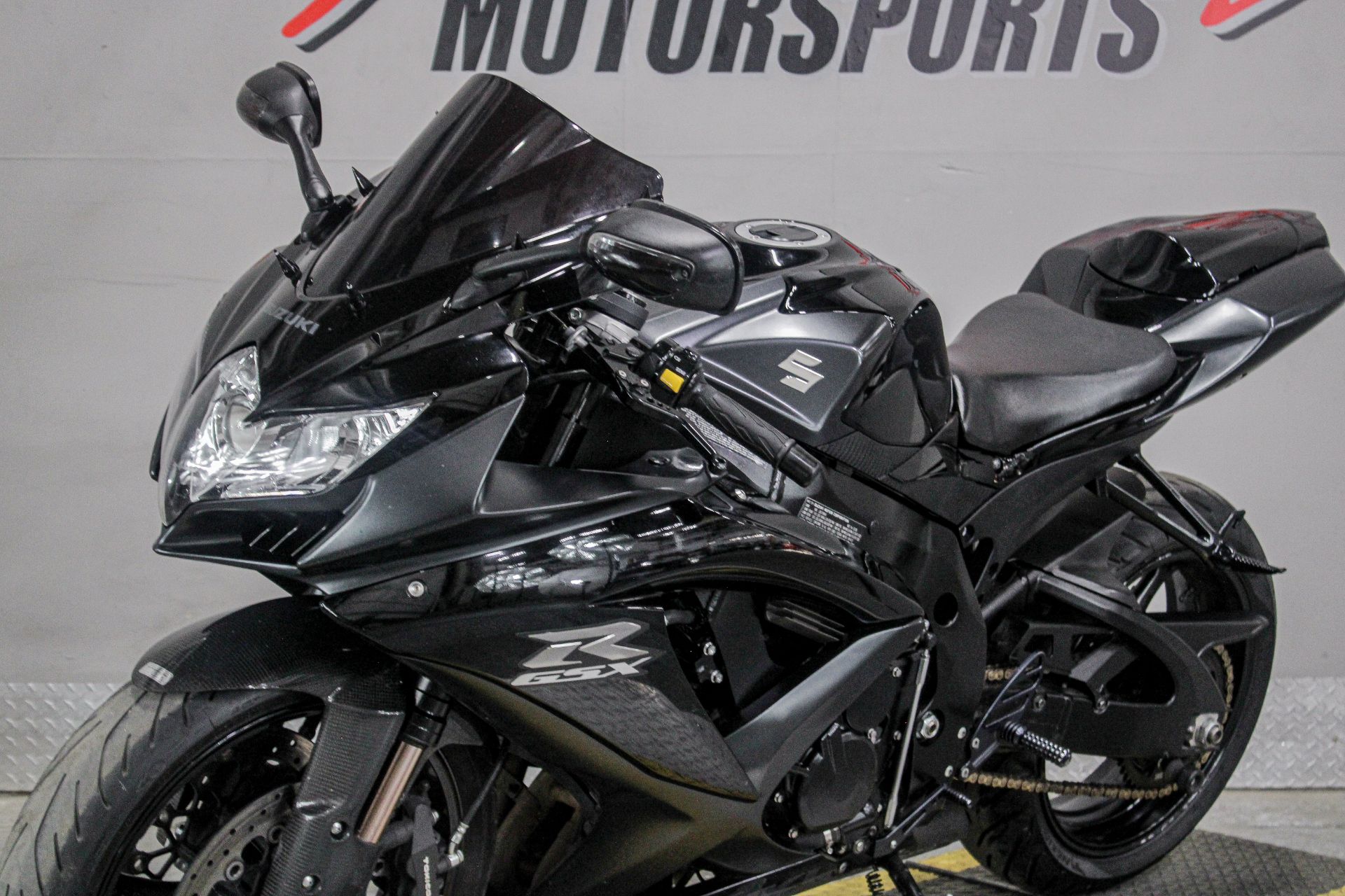 K9 まとめ Suzuki GSXR 1000 K1 - K4 2001 - 2004 Exhaust Silencer