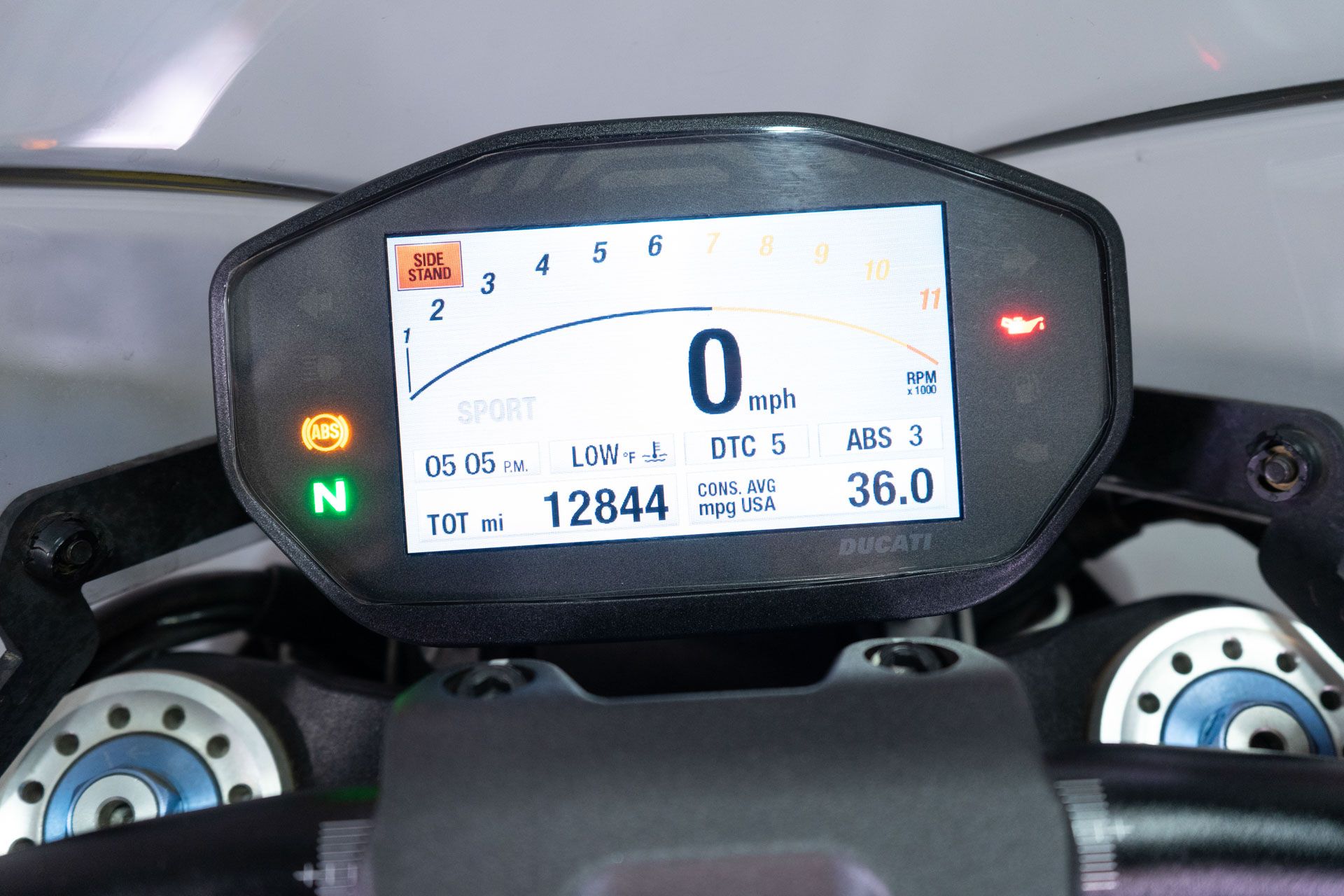 2016 Ducati Monster 1200 S in Sacramento, California - Photo 20