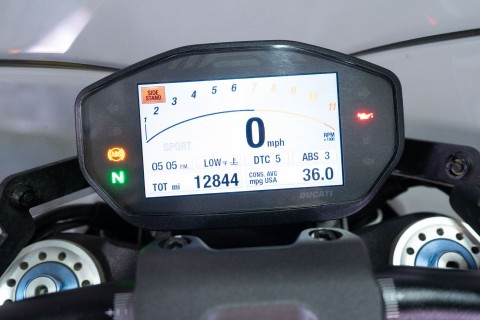 2016 Ducati Monster 1200 S in Sacramento, California - Photo 20