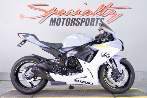 2022 Suzuki GSX-R600 in Sacramento, California - Photo 1