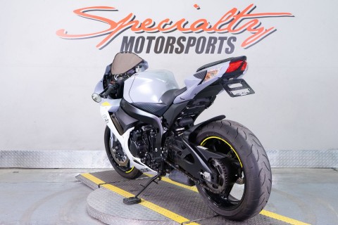 2022 Suzuki GSX-R600 in Sacramento, California - Photo 5