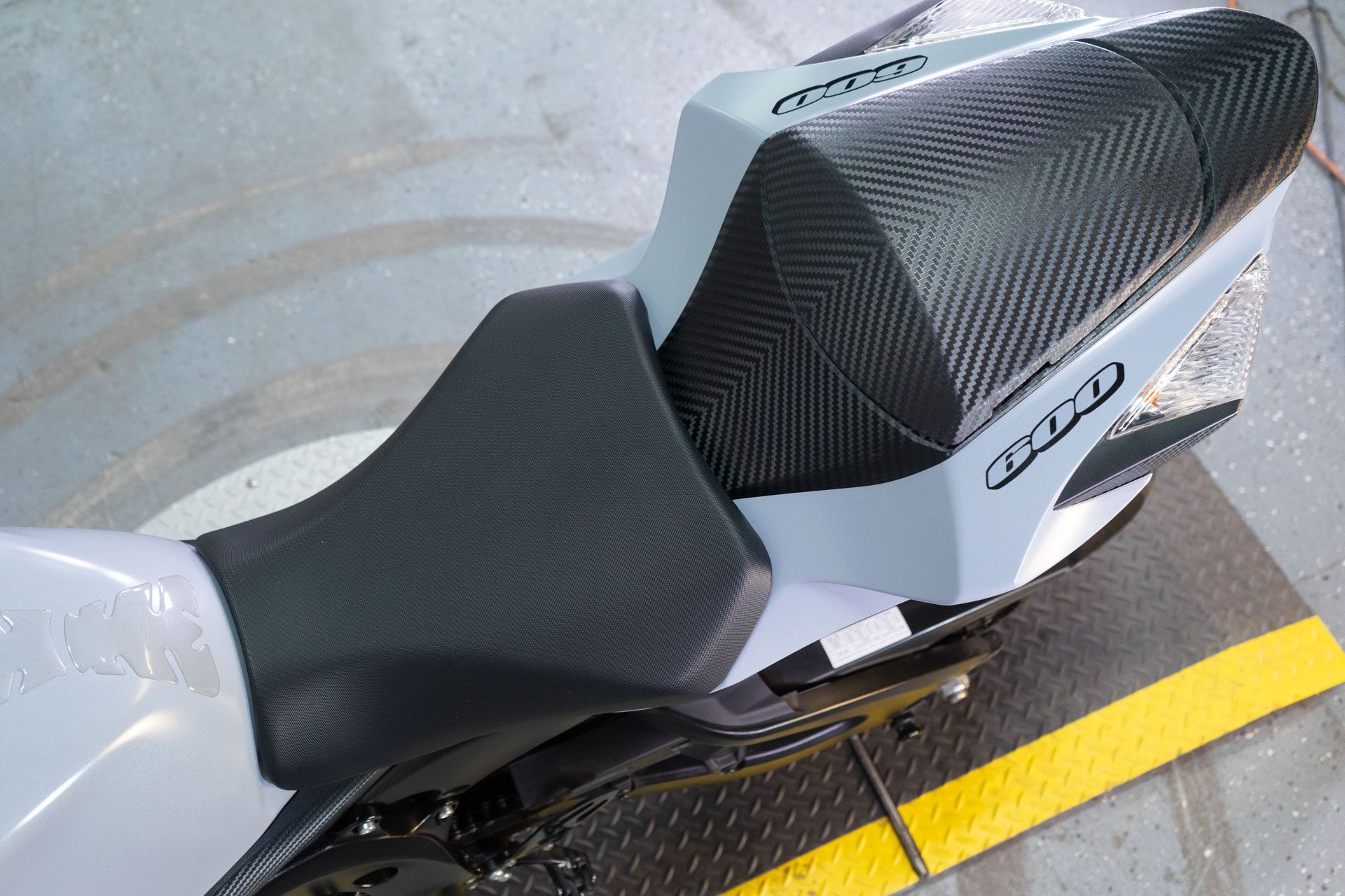 2022 Suzuki GSX-R600 in Sacramento, California - Photo 18