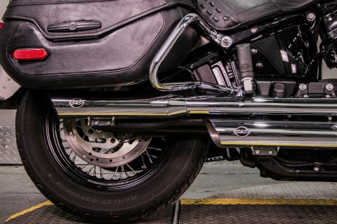 2018 Harley-Davidson Heritage Classic in Sacramento, California - Photo 4
