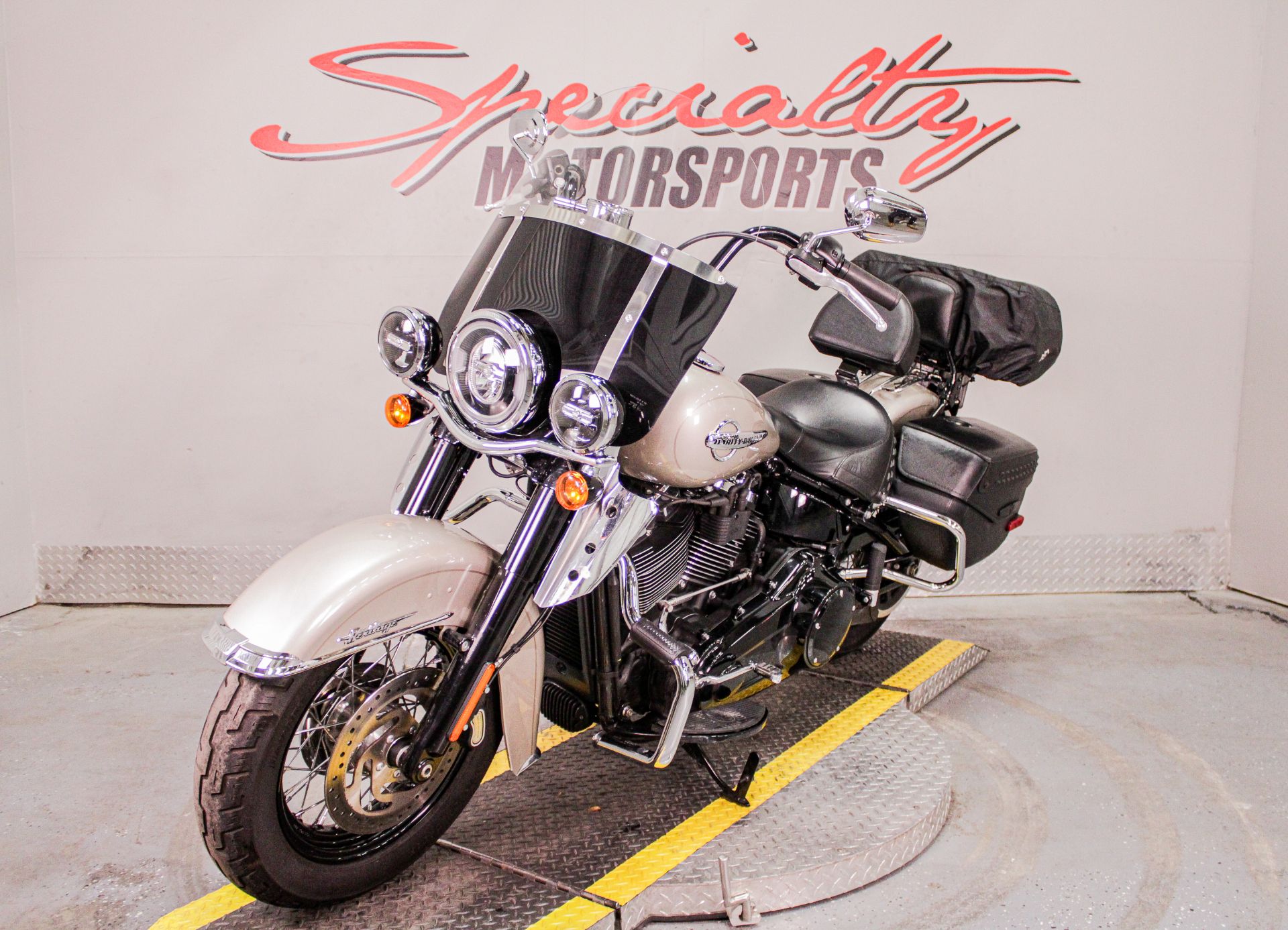 2018 Harley-Davidson Heritage Classic in Sacramento, California - Photo 10