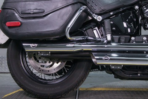 2018 Harley-Davidson Heritage Classic in Sacramento, California - Photo 4