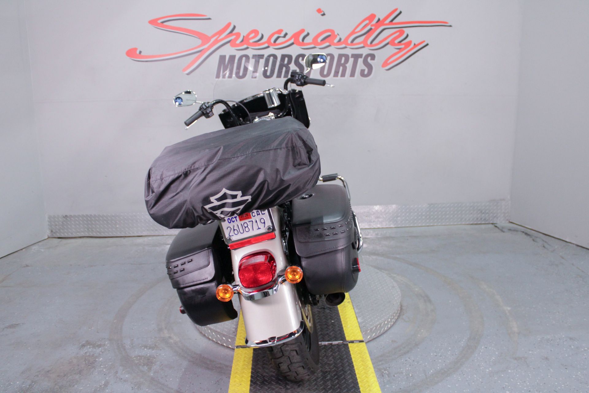 2018 Harley-Davidson Heritage Classic in Sacramento, California - Photo 6