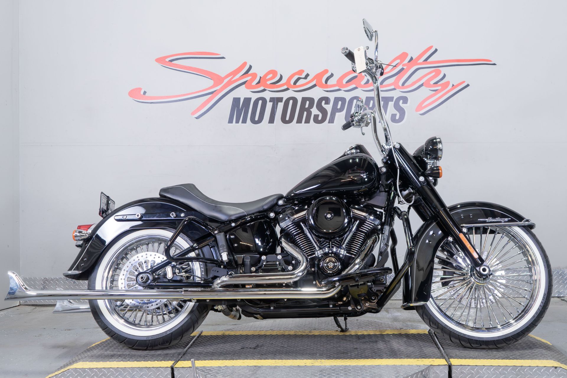 2018 Harley-Davidson Heritage Classic in Sacramento, California - Photo 1