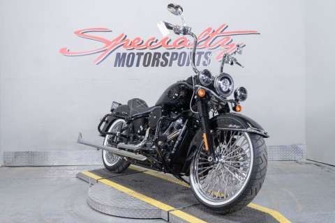 2018 Harley-Davidson Heritage Classic in Sacramento, California - Photo 2