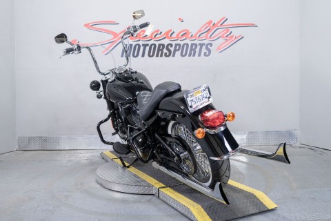 2018 Harley-Davidson Heritage Classic in Sacramento, California - Photo 5