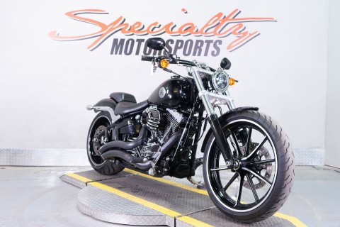2015 Harley-Davidson Breakout® in Sacramento, California - Photo 2