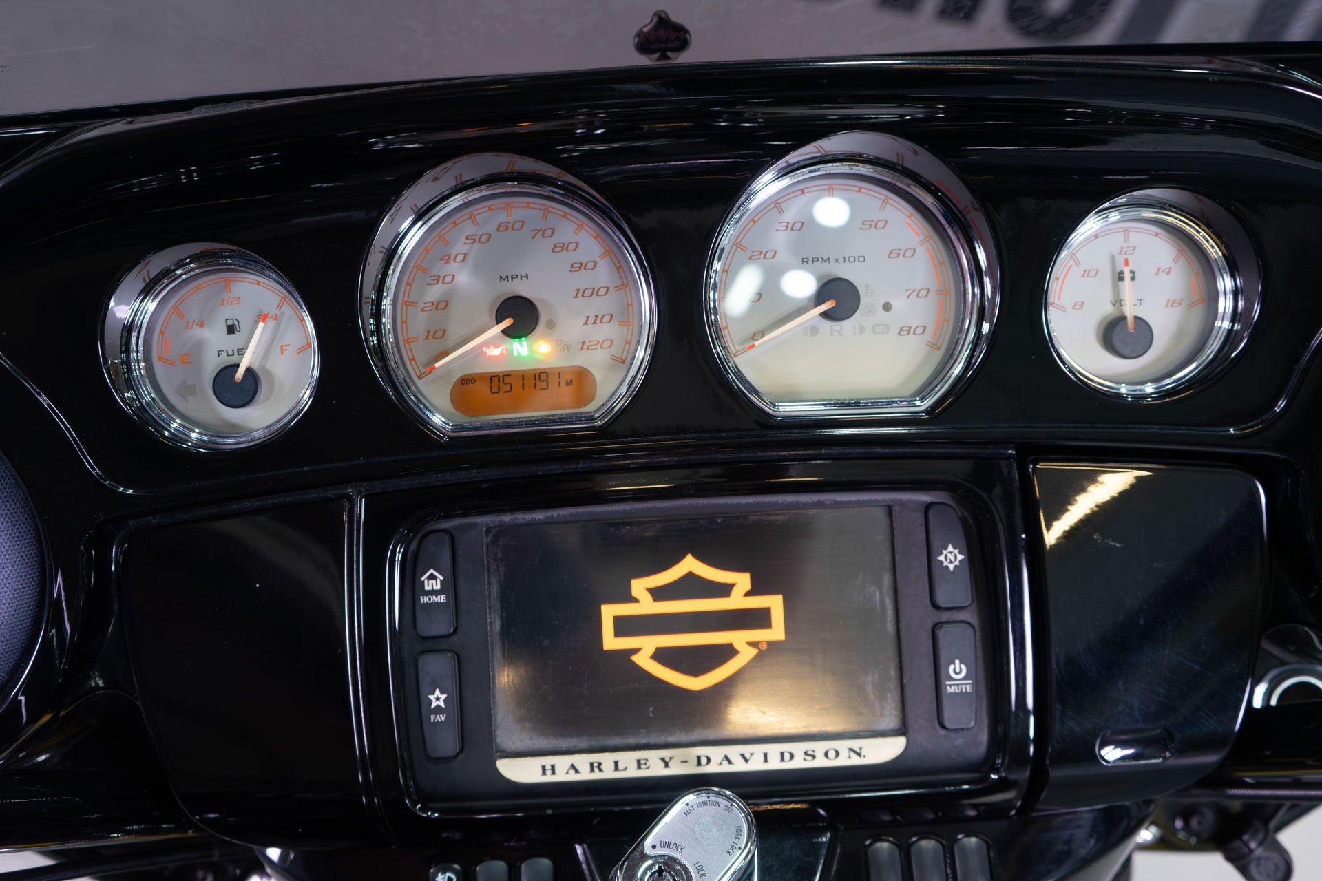 2017 Harley-Davidson Street Glide® Special in Sacramento, California - Photo 19