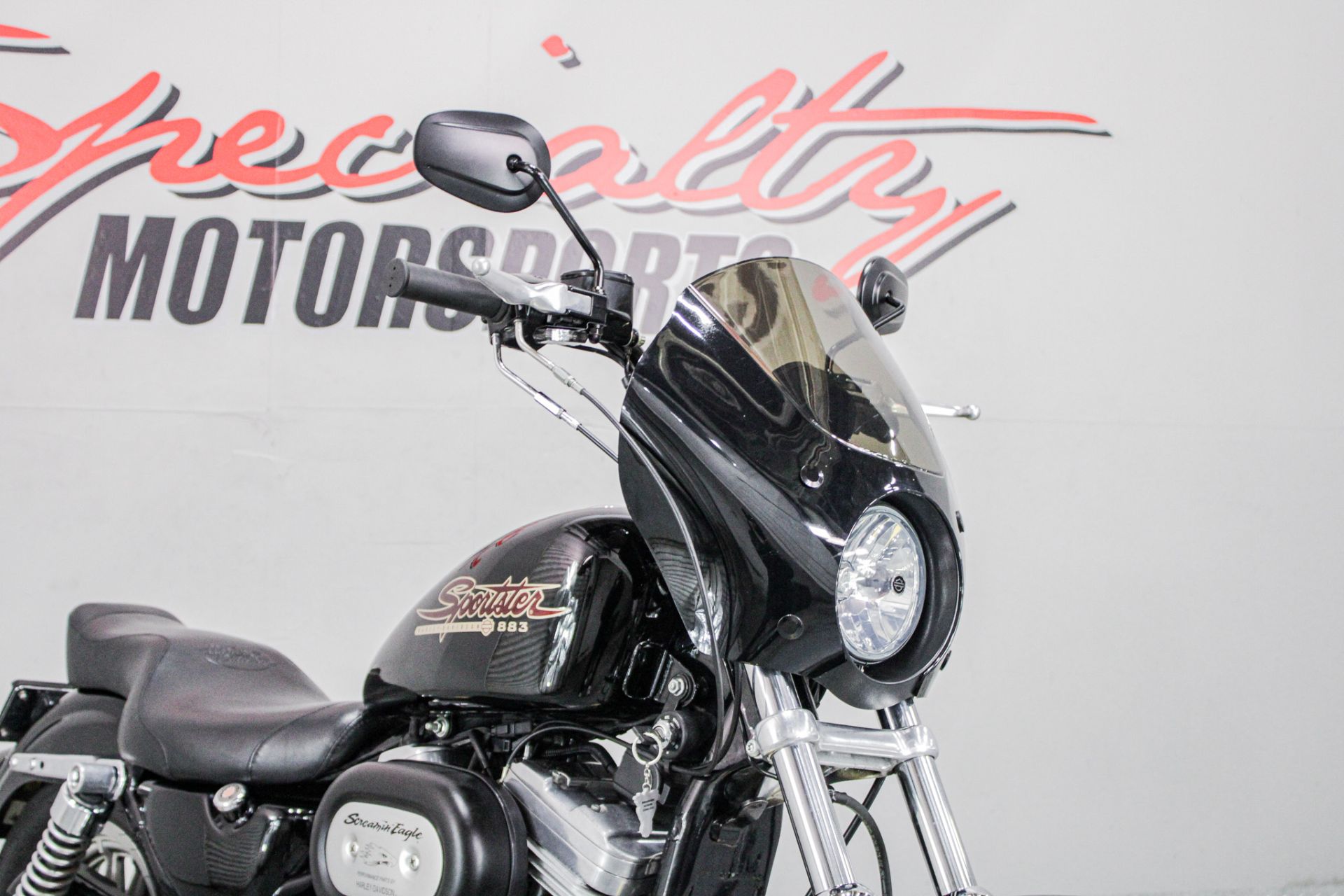 Front Right Zoomed In - Photo 14