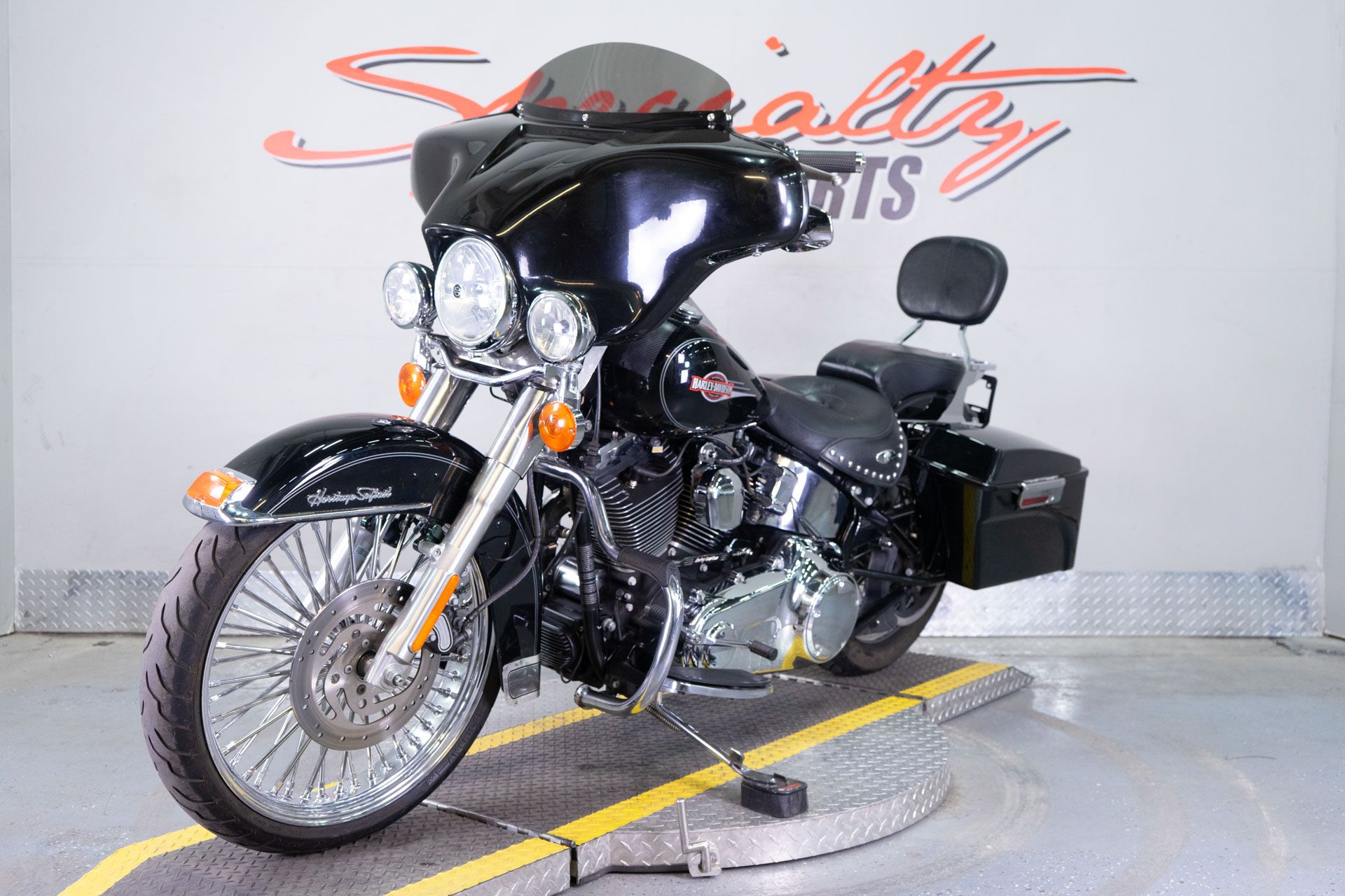 2007 Harley-Davidson Heritage Softail Classic in Sacramento, California - Photo 3