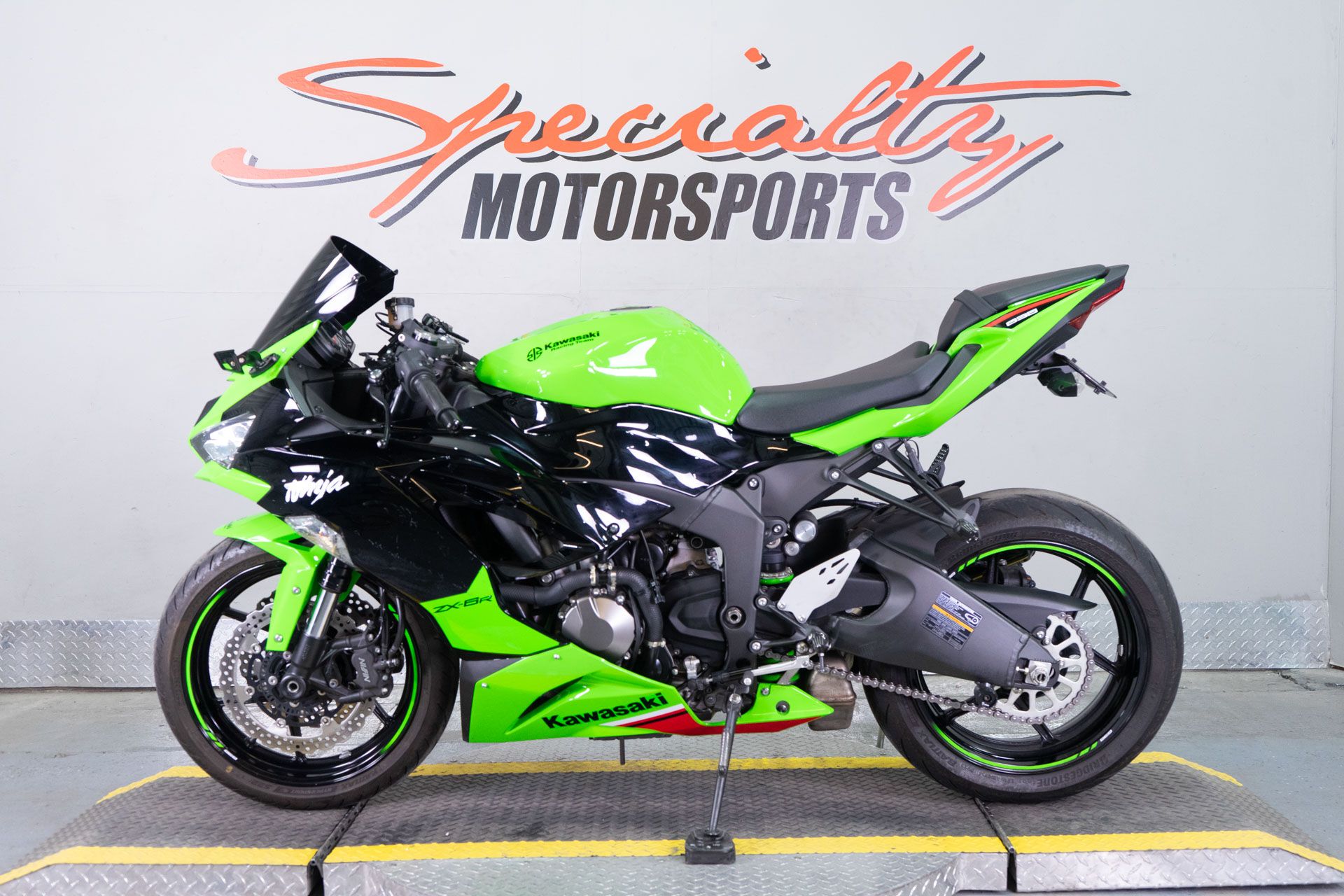 2023 Kawasaki Ninja ZX-6R ABS KRT Edition in Sacramento, California - Photo 4