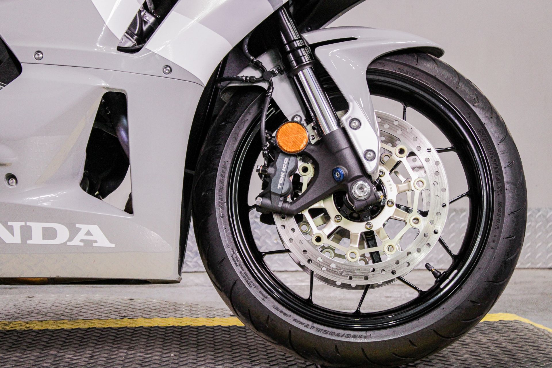 2025 Honda CBR600RR ABS in Sacramento, California - Photo 3