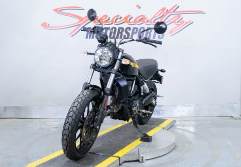 2016 Ducati Scramber Sixty2 in Sacramento, California - Photo 3